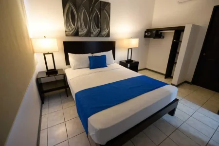 Tropical-paradise-jaco-costa-rica-bedroom (10)
