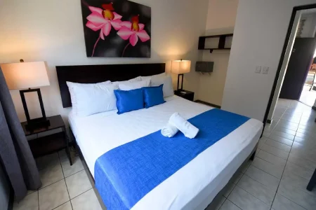Tropical-paradise-jaco-costa-rica-bedroom (20)