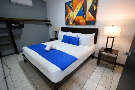 Tropical-paradise-jaco-costa-rica-bedroom (9)