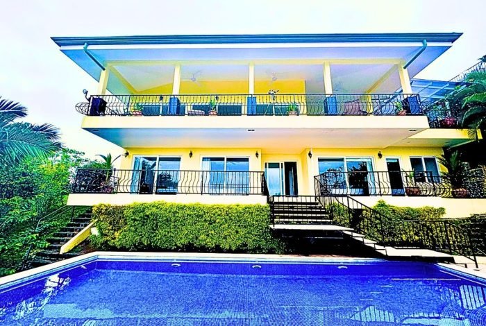Back facade of Casa Miramar house in Hermosa Beach Costa Rica