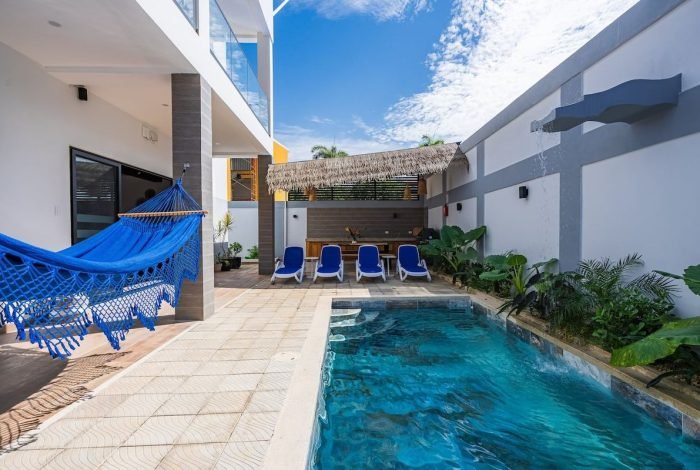 Picture of the back patio at Villa Momento Home Rental in Hermosa Beach, Costa Rica